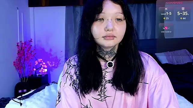 Lein_Bone live cam preview