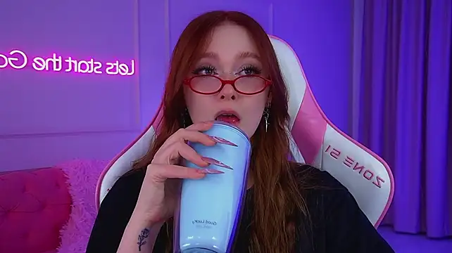 AgataFoxley live cam preview