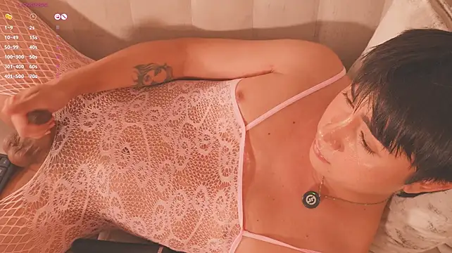 _Enyoll live cam preview