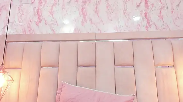 Little_Ariana26