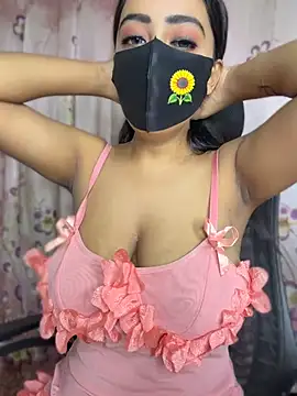 Pinky（Naughty_Queen49）