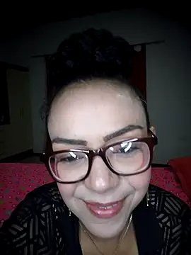CrissDessire live cam on StripChat
