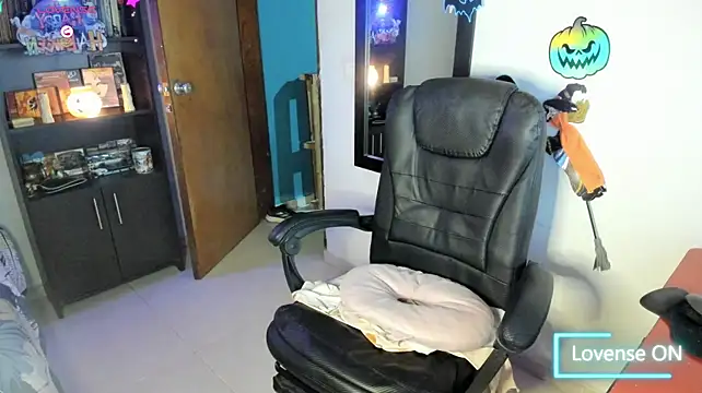peanut_tangerine live cam preview