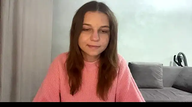 HwaTrippel live cam preview