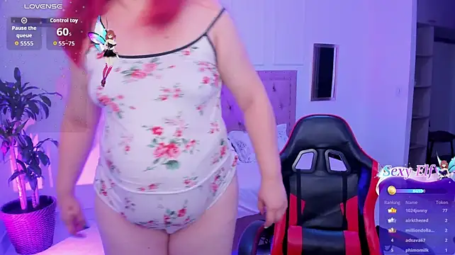 chloe_prg live cam preview