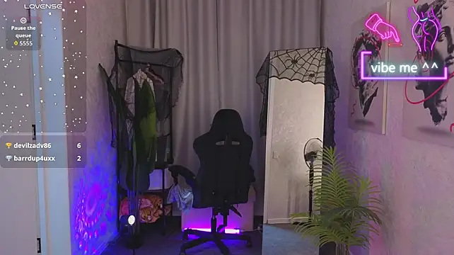 Ricki_Bloom live cam preview