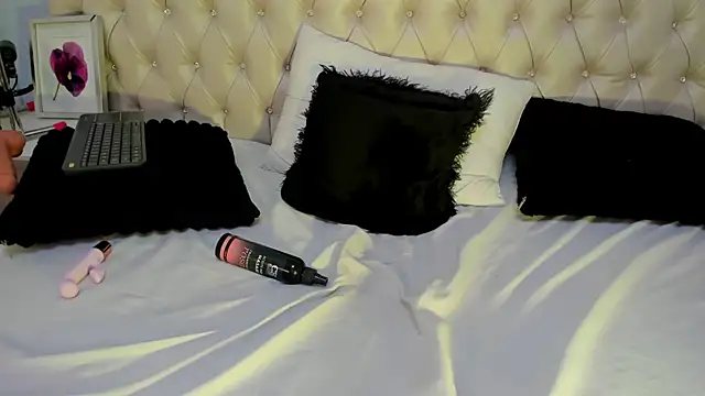sofia_velvet1 live cam preview