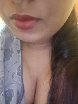 bhuvana_kannada live cam on StripChat