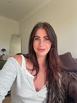 aus_queen webcam