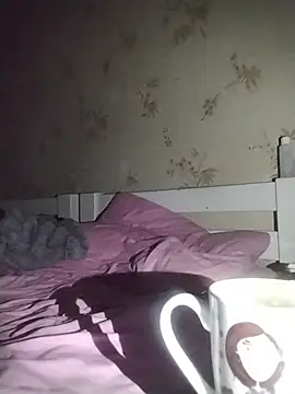 Naughtbaby_2025 live cam preview