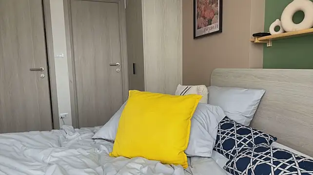 Anna_Six