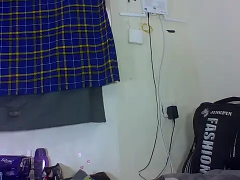 yummyqueenk live cam preview