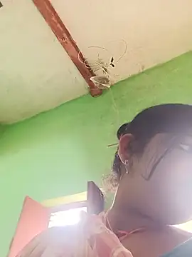 Joohi_Chawla143 live cam preview