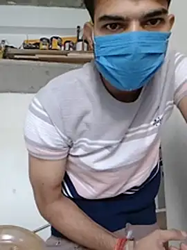 Noughty_student live cam preview