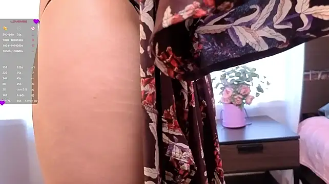 Holly_official