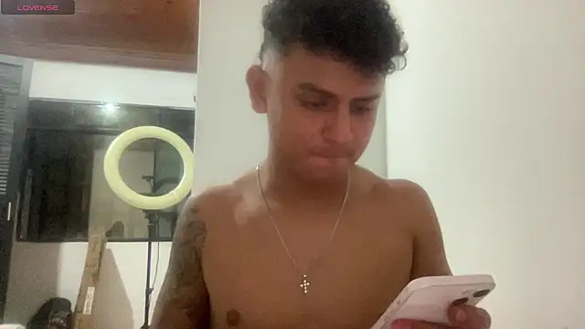 bob_petersonn live cam preview