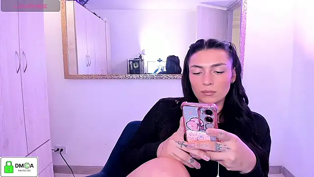 EricaVanderhill live cam preview