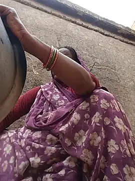 Priya_cutR