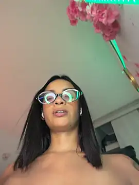 Annacherry_77 live cam preview