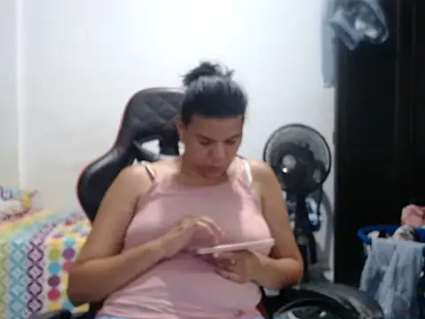 Adriana_0312 live cam preview