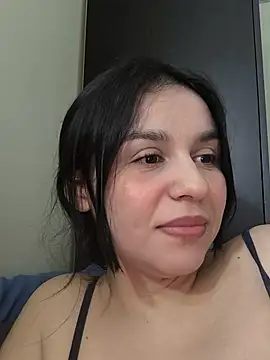 Daniela-rosee live cam preview