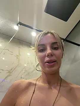 Amelia_Broooks live cam on StripChat