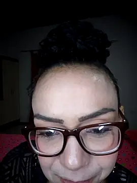 CrissDessire live cam on StripChat