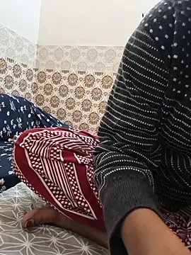 sexy_dimple_bhabi live cam on StripChat