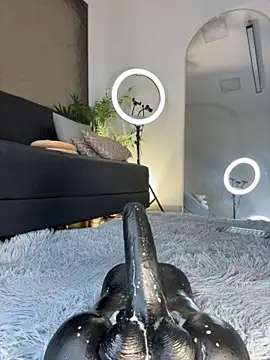 Isa__Blanc live cam preview