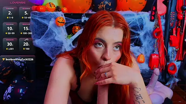 Meghan_storm live cam on StripChat