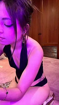 PrettyAmber live cam preview