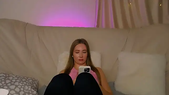 EllyColins