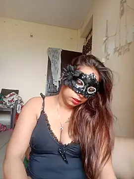 hot-punjabi-couple