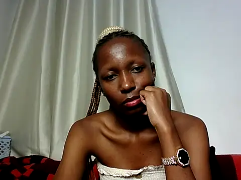pretty_doll04 small frame adult cam