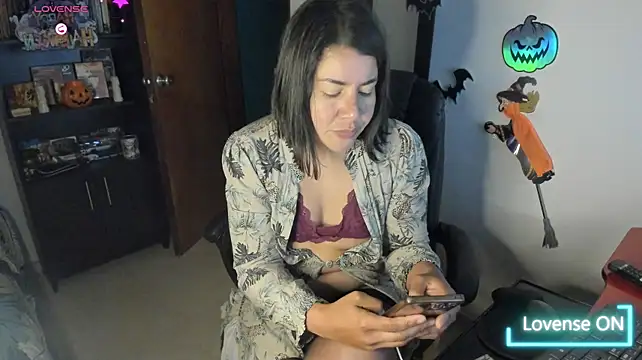 peanut_tangerine live cam on StripChat