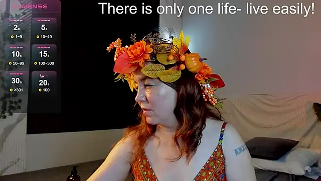 Kira_Adler live cam on StripChat