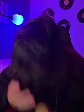 miacanela_xo