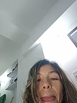 estrella_tasty
