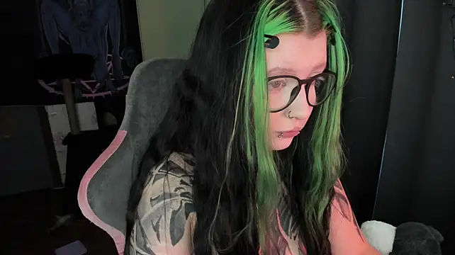 t0riayun0 live cam preview
