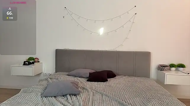 meowchaa live cam preview