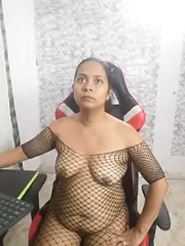 Zarinamoon live cam preview