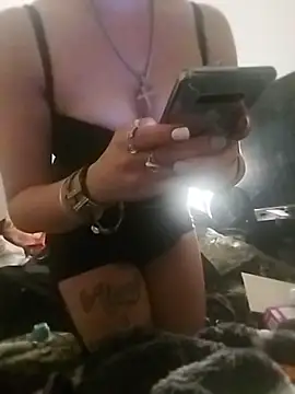 prettyalizae live cam preview