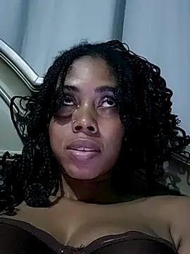 HONEYSWEETS_LIVE live cam on StripChat