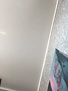 Tina_Mirabella live cam preview