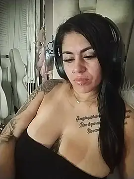 chelaqueen_