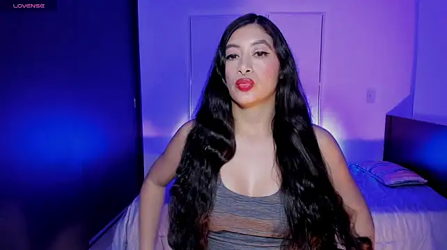 MeganWhite3