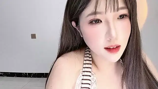 Lucy_8858