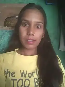 Kaviya_hot