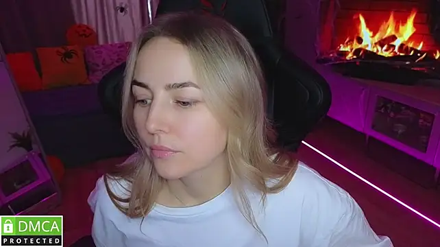 Mira_Mermayd webcam