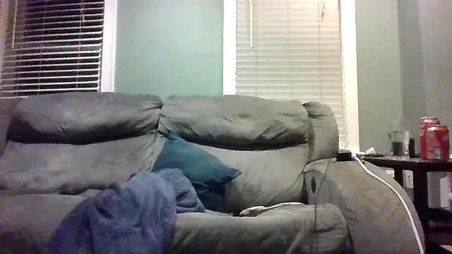 burby79 live cam on StripChat